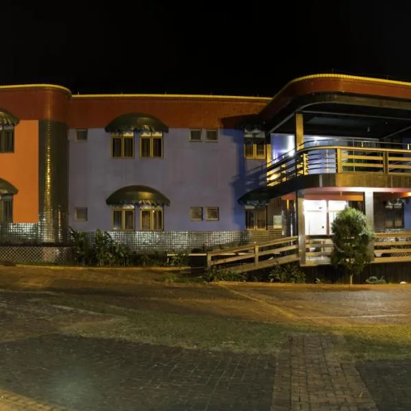 Acapu Hotel, hotel di Rio Verde