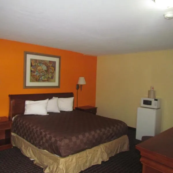 Red Carpet Inn - Augusta, hotel in Augusta