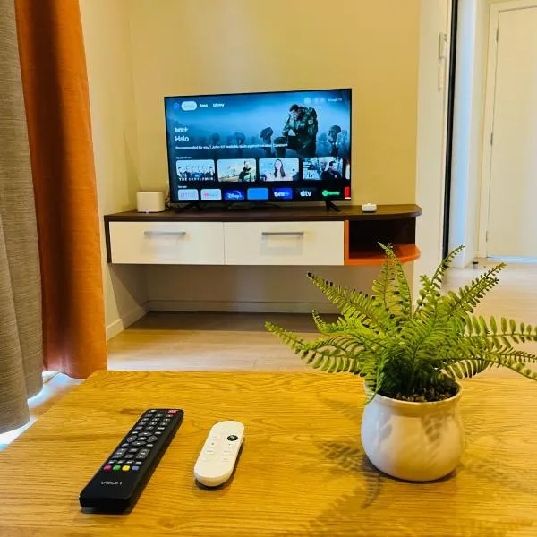 Modern Comfy 3 Bedrooms House in Chartwell, hotel v destinaci Hamilton