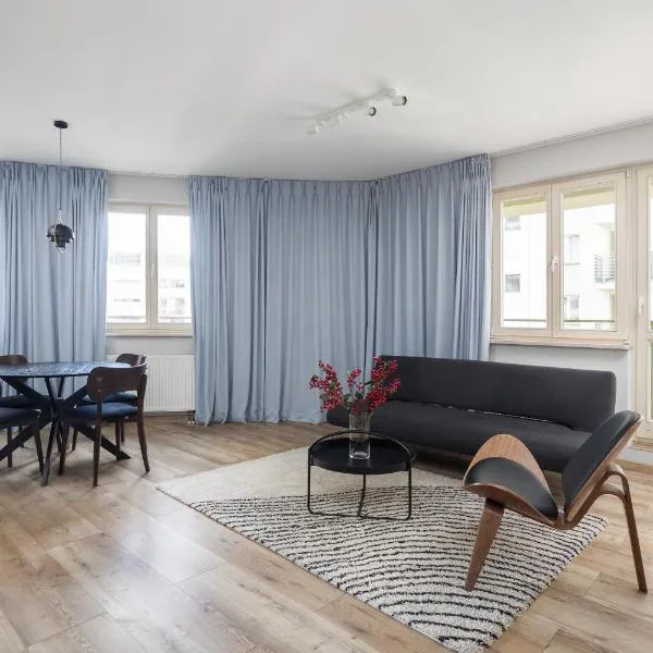 Metro Wilanowska Apartment with SPA by BookingHost, hotel in Warsaw