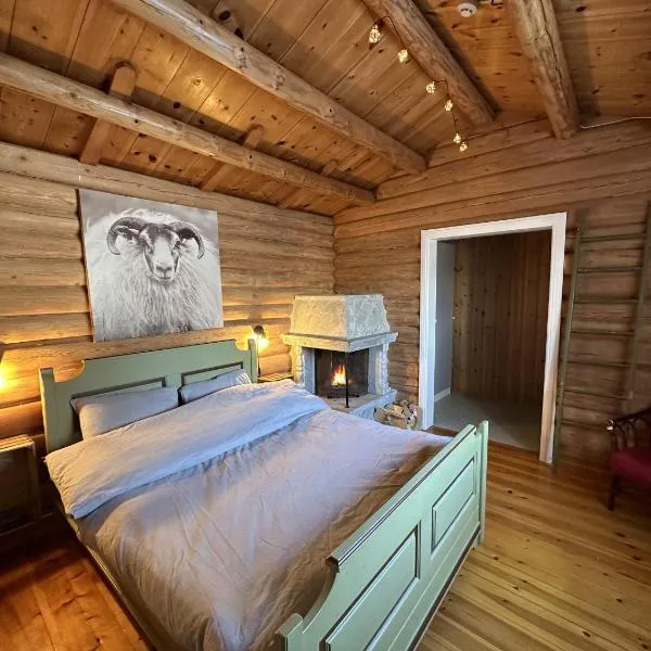 Stort hus sentralt i Lillehammer, khách sạn ở Lillehammer