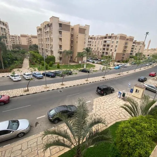 شقة مفروشةومريحةفي مدينتي قريبة من كل الخدمات والحركة, hotel v destinaci Madinaty