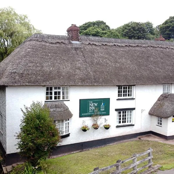 New Inn、クレディトンのホテル