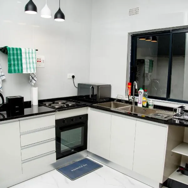 Modern Village Apartments - T3, hotel em Chipata