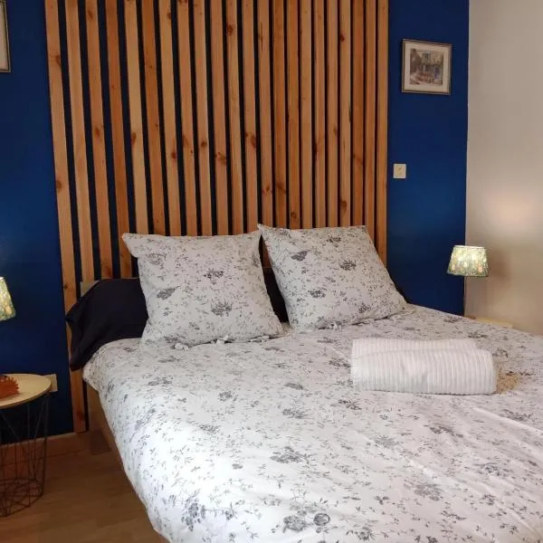 Maison rénovée proche Vichy : 3 chambres, cour fermée, tout inclus, idéal curistes et activités naturelles - FR-1-489-481, hotel em Bellerive-sur-Allier