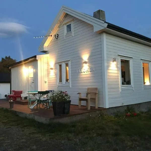 Bestemors hus ca 3mil utenfor Sortland Sent, hotel v destinaci Sortland