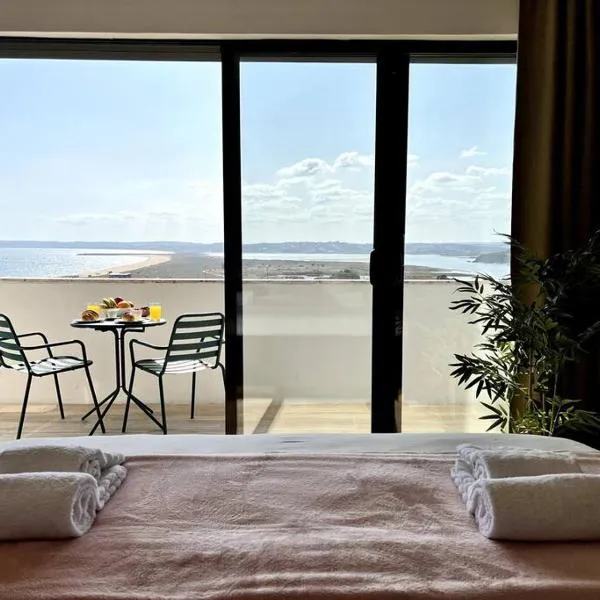 Sunset Lagoon Studio ALVOR, ALGARVE โรงแรมในอัลวอร์