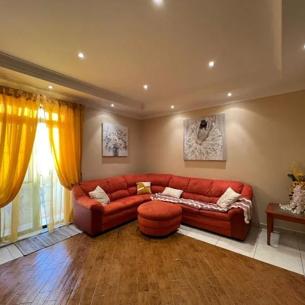 Serene Haven Apartment with three specious bedrooms, viešbutis mieste Marsašlokas