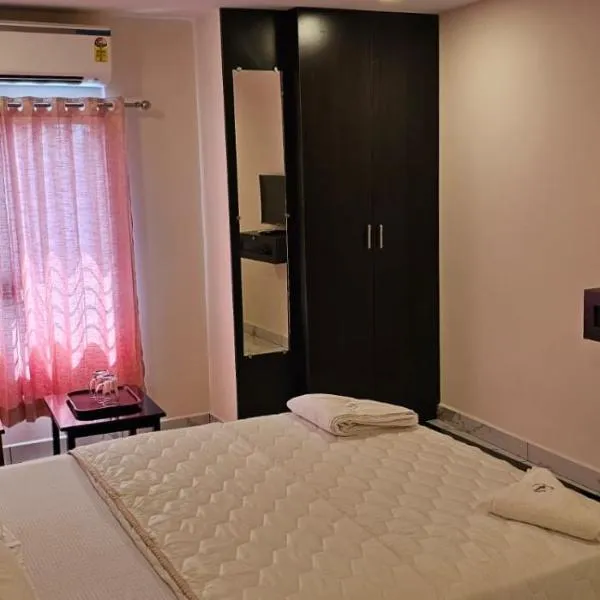 SAADHANA COMFORTS LODGE: Udupi şehrinde bir otel