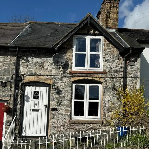 Annie’s Cottage、Llanfyllinのホテル