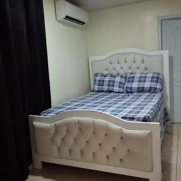 El anexos, hotel a Santiago de los Caballeros