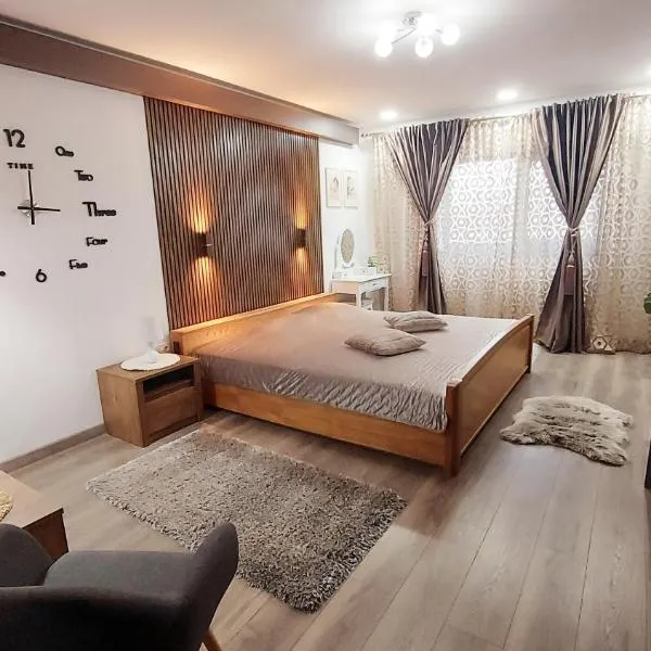 Cuza 21, khách sạn ở Brăila