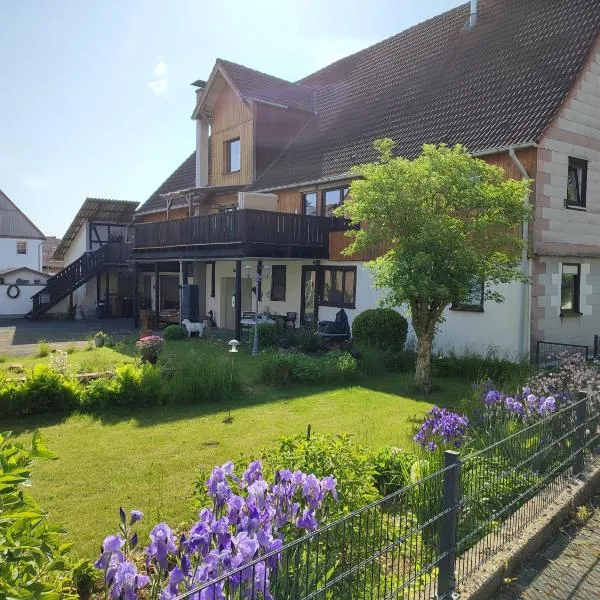 Ferienwohnung am Rittergut, hotell i Niedermeiser