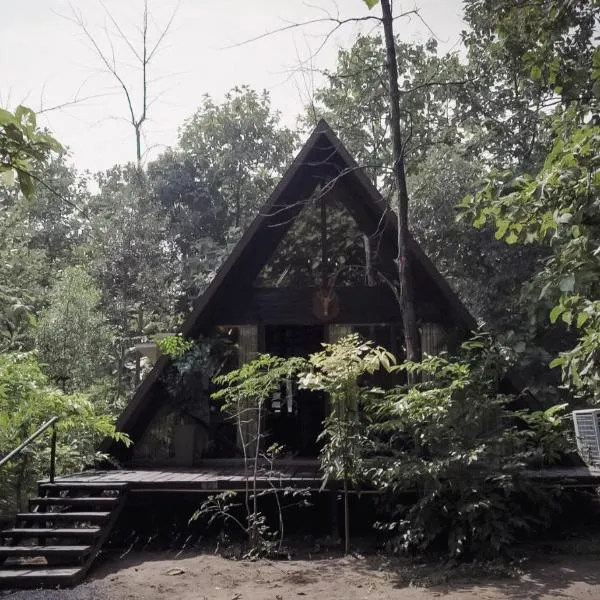 LA SELVA Resort, Pench National Park, hotel in Khawāsa