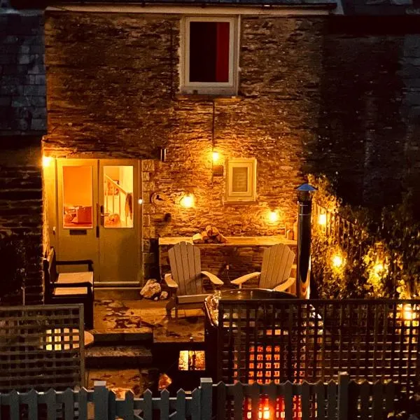 The Roundhouse Tregonce, Padstow, near the sea, hotel v destinaci St. Issey
