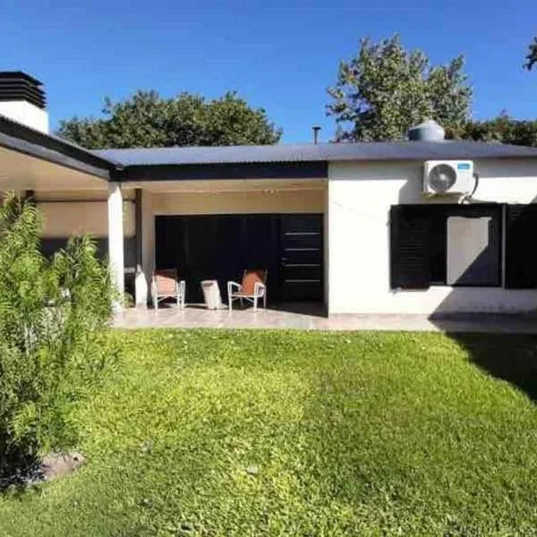 Casa en Gilbert, Entre Rios, hotel v destinaci Gilbert