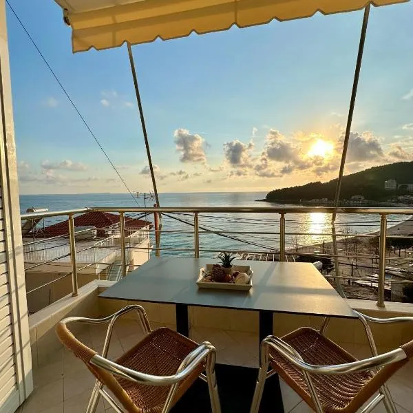 Fane's Apartments, hotel in Himare