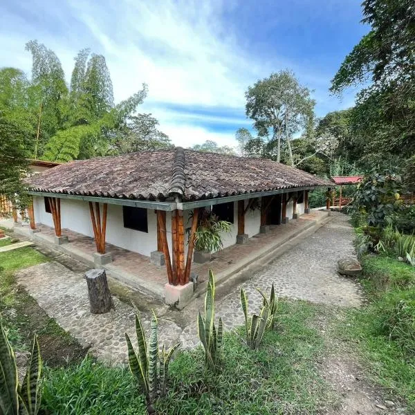 Majestic Coffee Hotel and Restaurant Tierradentro, hotel in Tierra Adentro