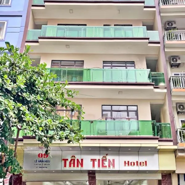 Khách sạn Tân Tiến - Biển Sầm Sơn, hotel in Binh Tân