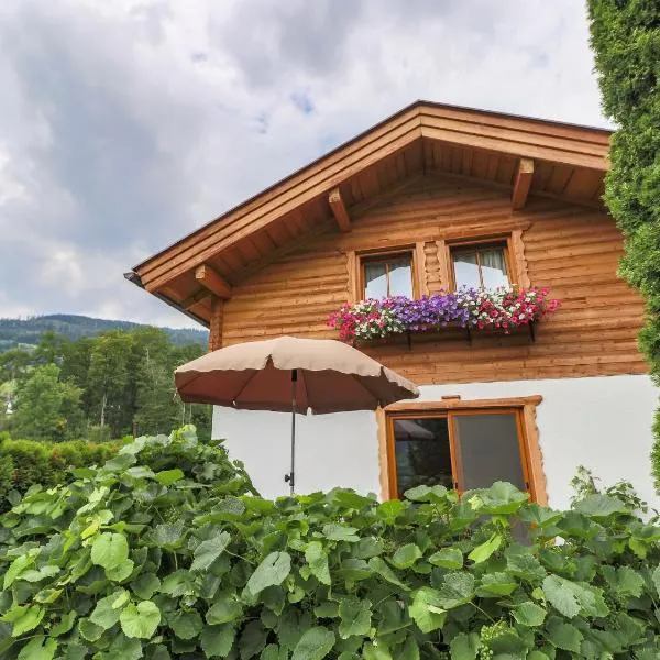 Chalet in Piesendorf near Ski Slopes, hotel in Piesendorf