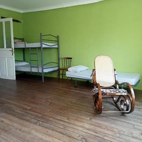 카스트로헤리츠에 위치한 호텔 Albergue de peregrinos Casa Nostra