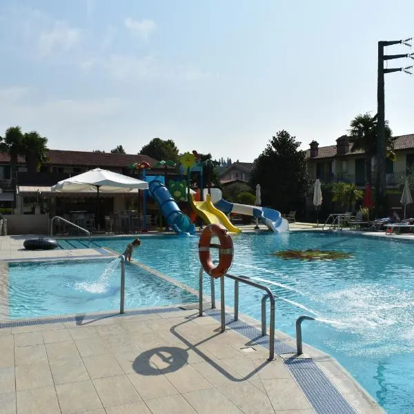 Residence La Margherita, hotel u gradu Lazise