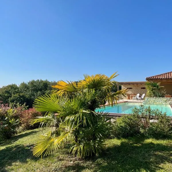 La villa du Moulin Castin, hotel in Castin