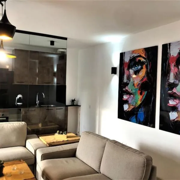Luxury Banus Puerto Golf, hotel a Marbella