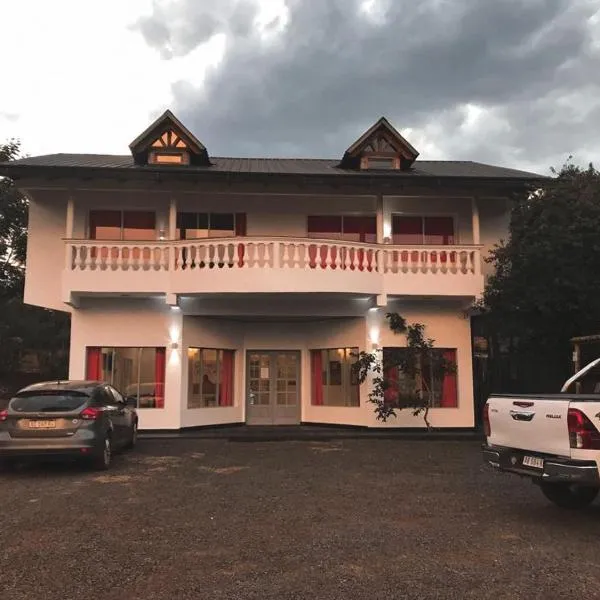 Hotel Puerto Libertad - Iguazú, hotel in Wanda