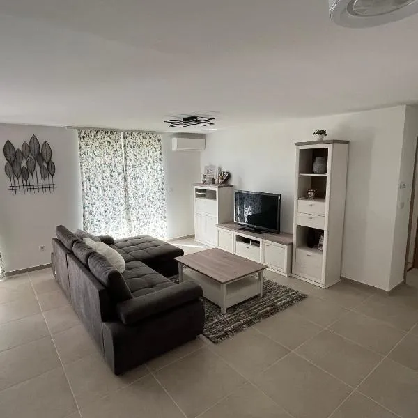 Napfény Apartman ll., hotel in Sopron