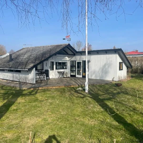 Enø / Karrebæksminde, Strandrylevej 31, hotel v destinaci Karrebæksminde