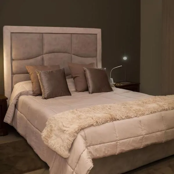 Le Cento Sculture Apartment, hotel di Belpasso