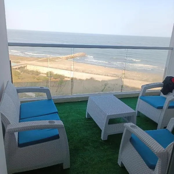 Apartamento Frente al Mar Amoblado Cartagena, hotel in Cartagena de Indias