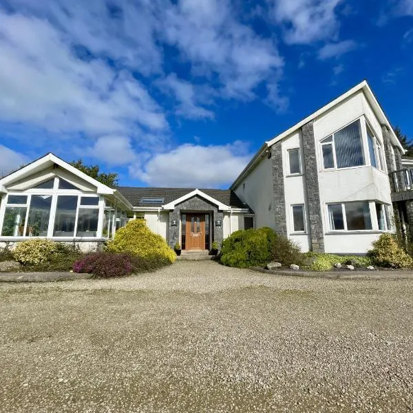 Lackandarralodge large 5BR entire house sleeps14!, hotel v destinaci Dungarvan