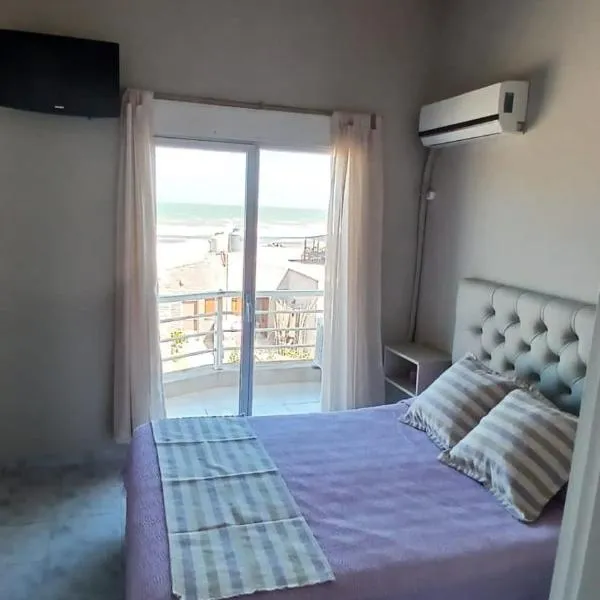 Cómodo dúplex frente al mar, hotel a Monte Hermoso