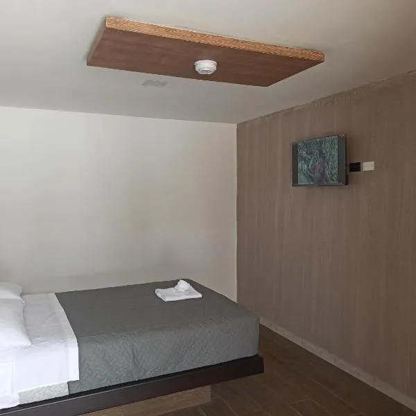 Hostal Zafiro, hotel v destinaci Sangolquí