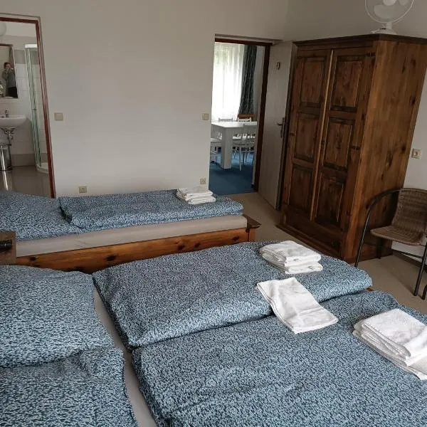Pension Hluboká, hotel v Hluboké nad Vltavou