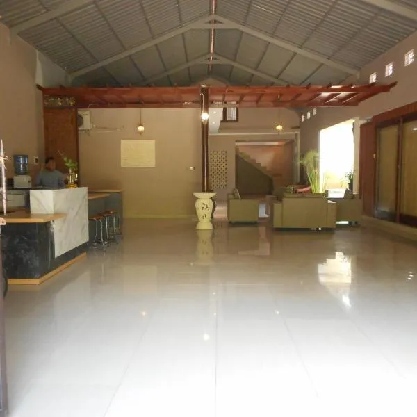 Suci Amerta Guest House, hotel u gradu 'Menanga'