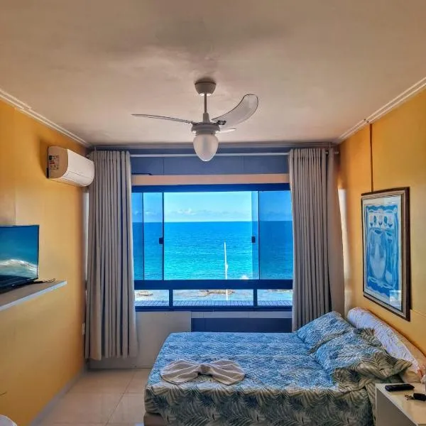 Farol Barra Flat 202, hotel in Salvador