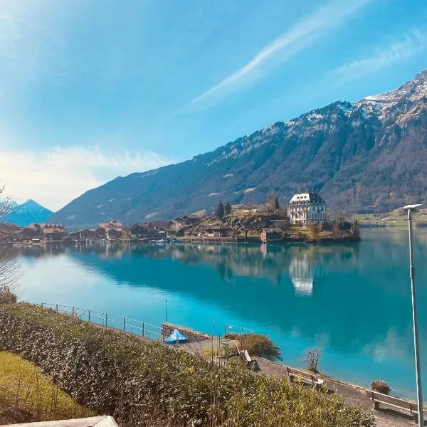 Boutique Hotel Bellevue B&B am Brienzersee Iseltwald Interlaken, hotel v destinaci Iseltwald