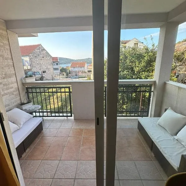 Kut, hotel v destinaci Vis
