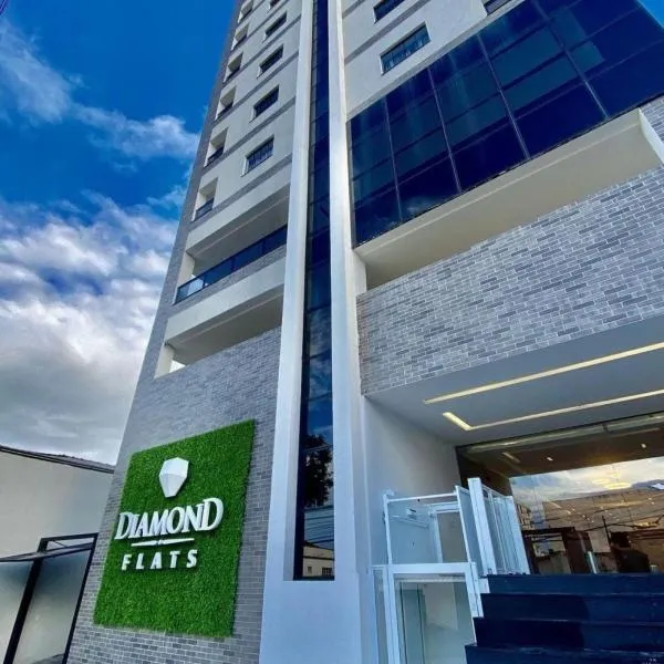 Flats novos e modernos, próximos ao centro, em um ambiente de excelência no Diamond, hotel in São Lourenço