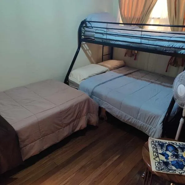 The Cozy Cactus House B&B Cartago Centro English Spoken, hotel v destinaci Cartago