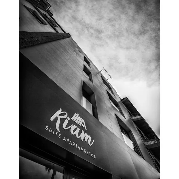 Riam suites apartamentos、ロス・パラシオス・イ・ビジャフランカのホテル