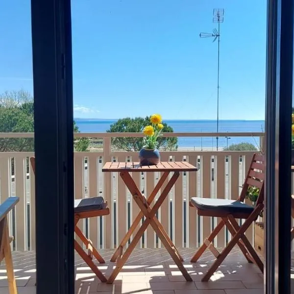 Seaview Beach Front Grado Pineta Andromeda, hotel v destinaci Grado-Pineta