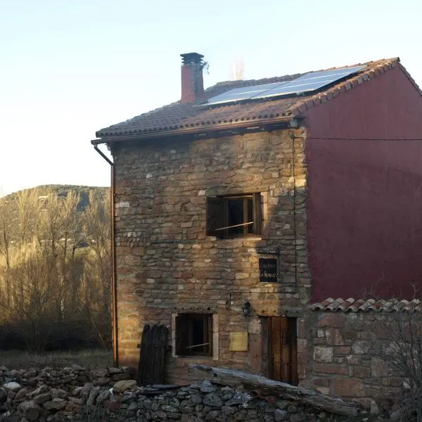 Casa Rural La Tormenta, מלון בPrádena de Atienza