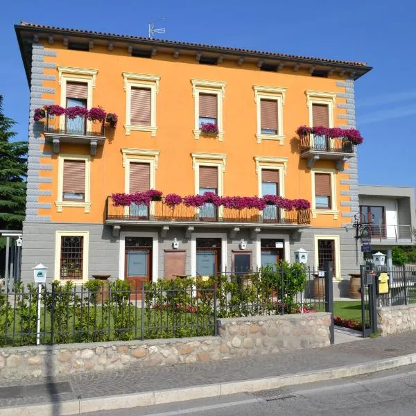 Locanda La Sosta, hotel em Cavaion Veronese