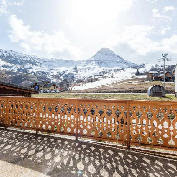 Appartement Albiez Montrond, hotel in Albiez-Montrond