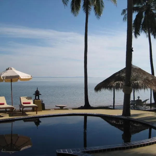 アンバー サンズ ビーチ リゾート（Amber Sands Beach Resort）、チャン島のホテル
