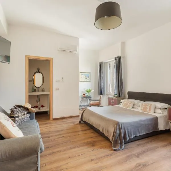 Guest House Maison 6, hotell i Lido di Ostia